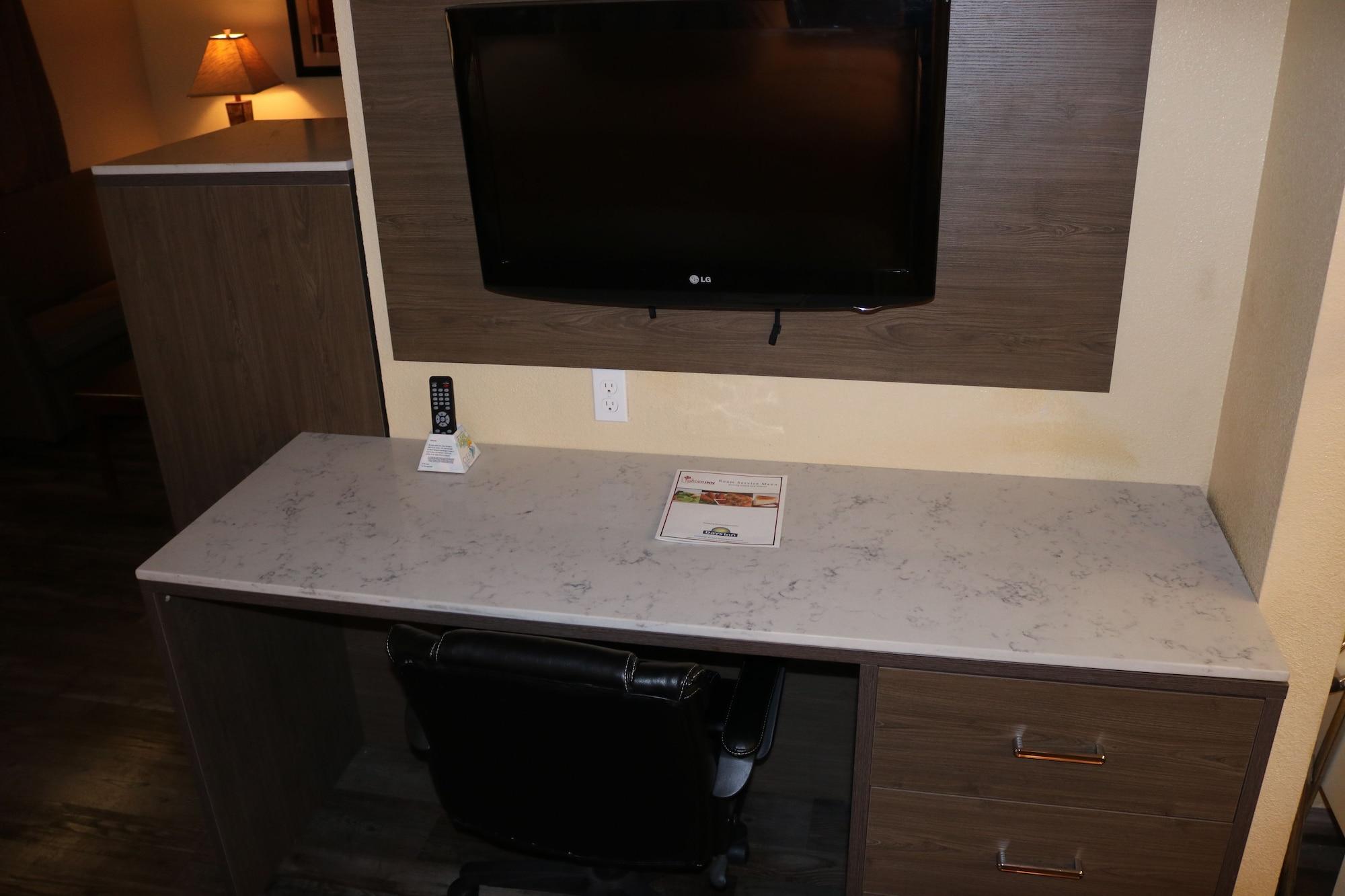 Days Inn By Wyndham Fresno South Extérieur photo