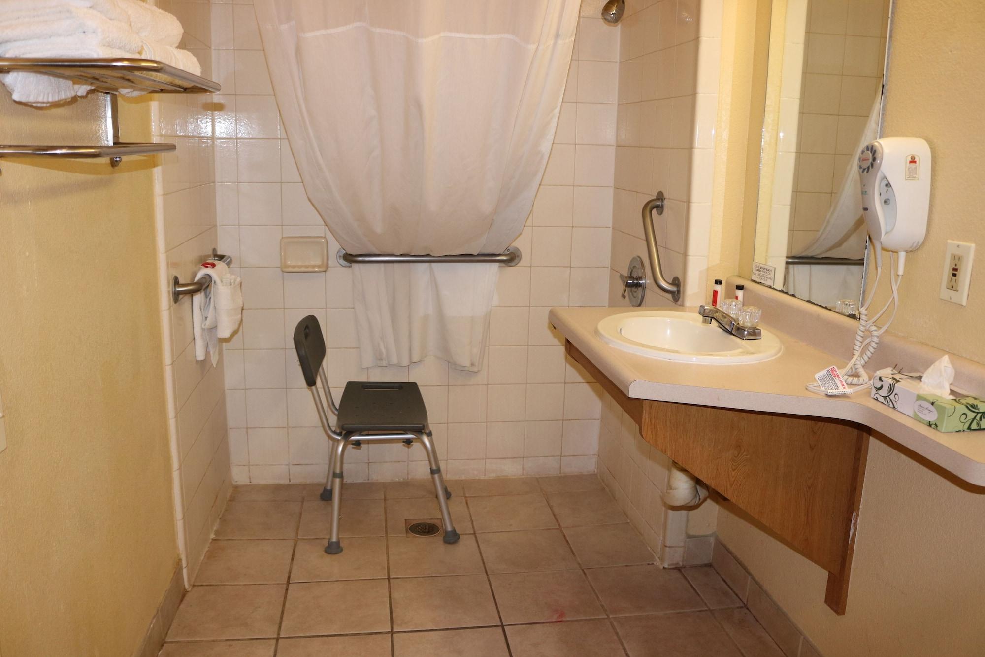 Days Inn By Wyndham Fresno South Extérieur photo